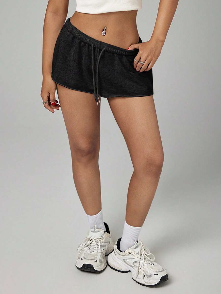 SHEIN PETITE Women's Solid Color Elastic Waist Loose Casual Micro Shorts – Grey