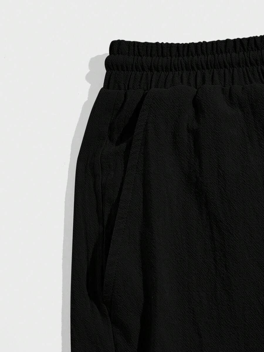 SWAVVY Men Cotton Letter Patched Detail Drawstring Waist Shorts
