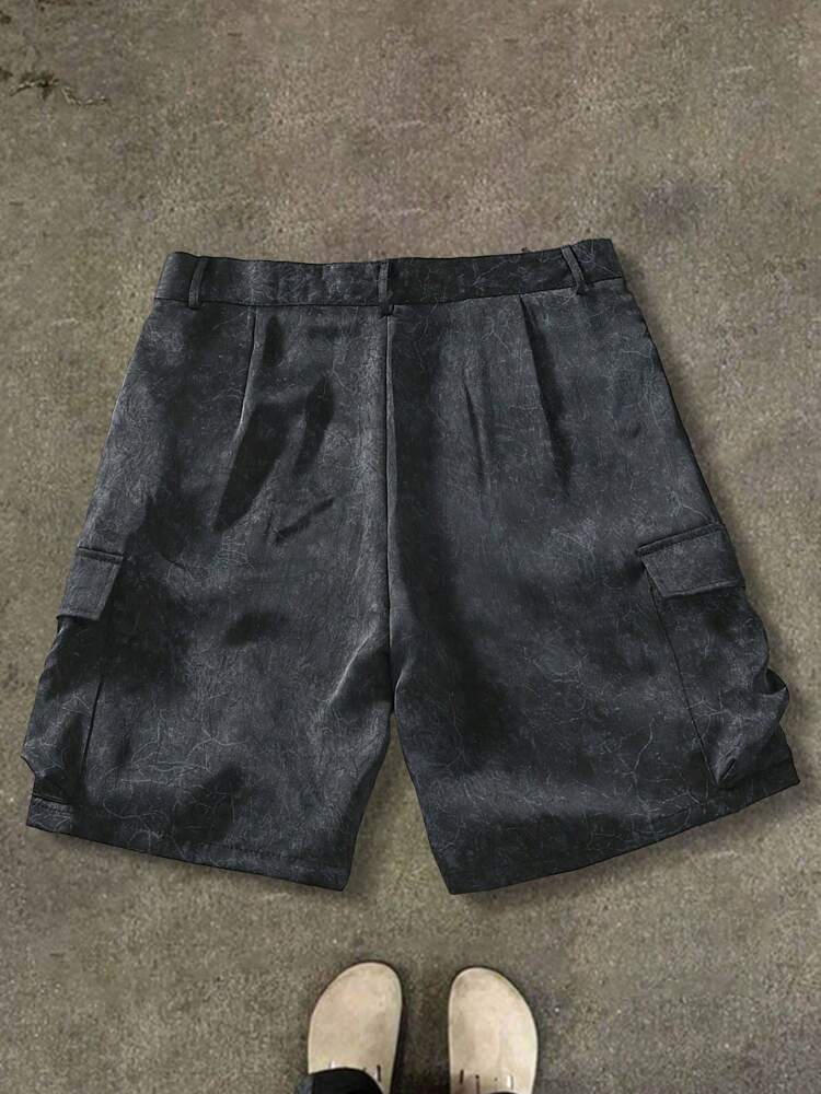 Manfinity Chillmode Men's Solid Color Cargo Pocket Loose Casual Shorts