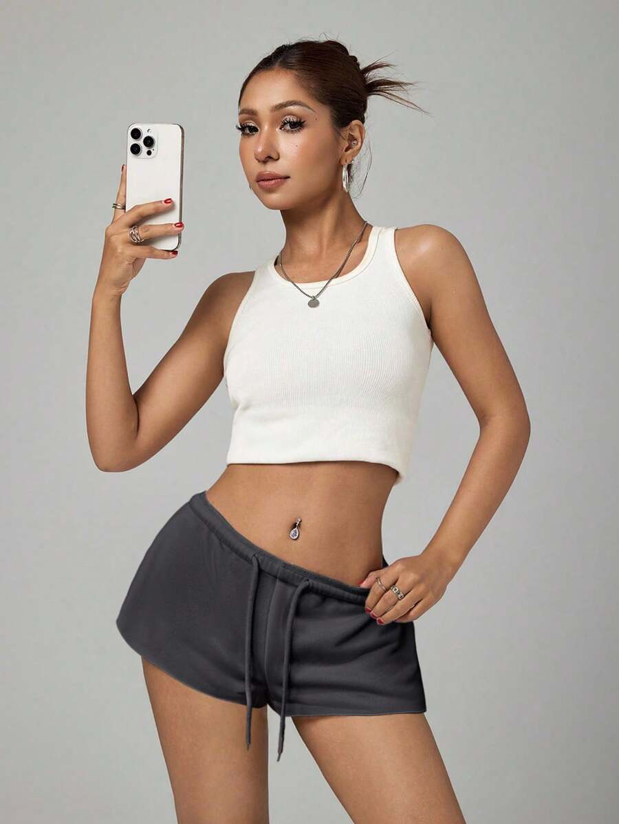 SHEIN PETITE Women's Solid Color Elastic Waist Loose Casual Micro Shorts – Grey