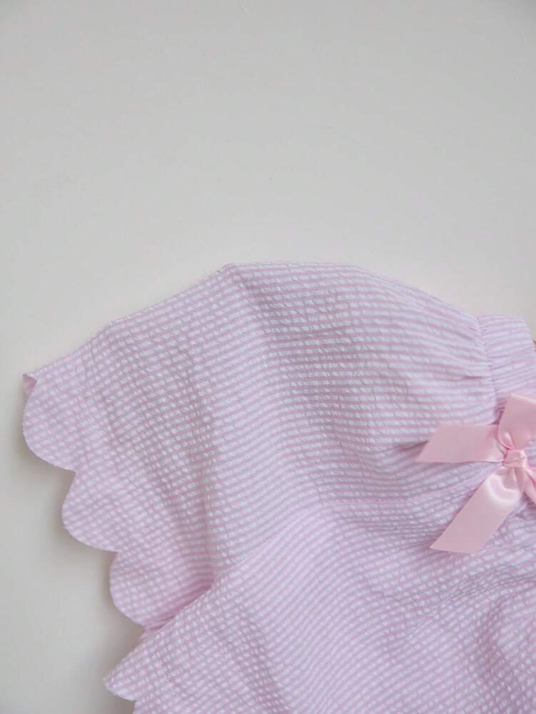 Elamini Pink & White Striped Bubble Textured Fabric, Bowknot Trim Irregular Shell Shape Patch Pockets, Loose Super Short Pants